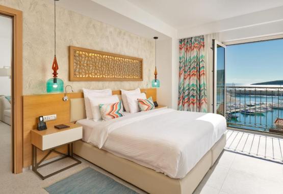 The Chedi Lustica Bay  Regiunea Muntenegru 