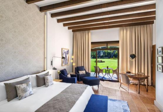 The St. Regis Mardavall Mallorca Resort  Regiunea Mallorca Spania