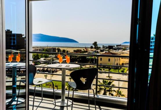 Vlora International  Vlore Regiunea Albania