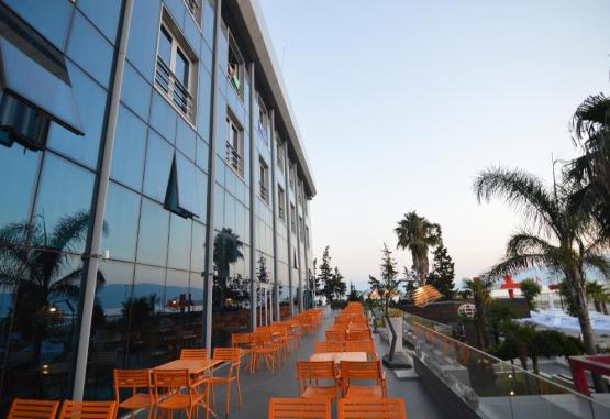 Vlora International  Vlore Regiunea Albania