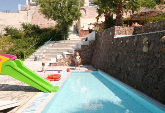 Hotel Viva Mare (Molivos)  Insula Lesbos Grecia