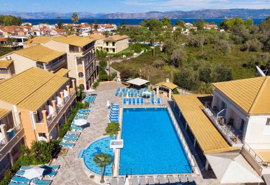 KAVOS PLAZA HOTEL (Kavos) (C)  Insula Corfu Grecia