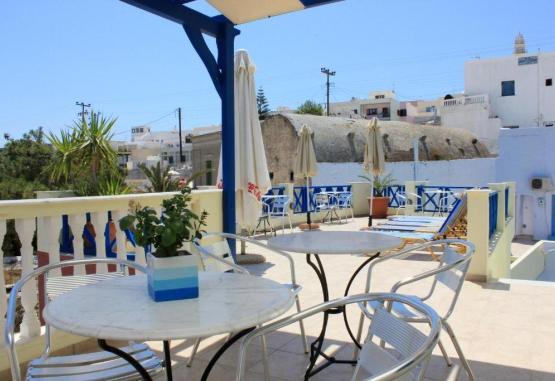 Leta Hotel (Fira - Santorini)   Insula Santorini Grecia