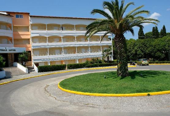 LIVADI NAFSIKA HOTEL (Dassia) (C)  Insula Corfu Grecia