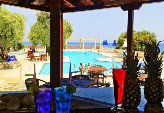 Maranton Beach Resort ( KINYRA)  Kinira Grecia