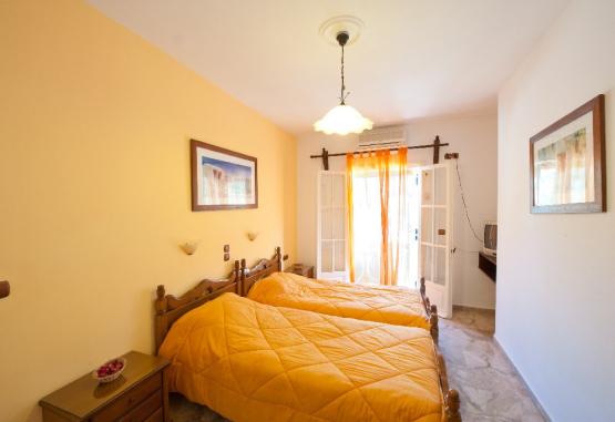 MARINA APARTMENTS HOTEL (Agios Gordios) (C)  Insula Corfu Grecia