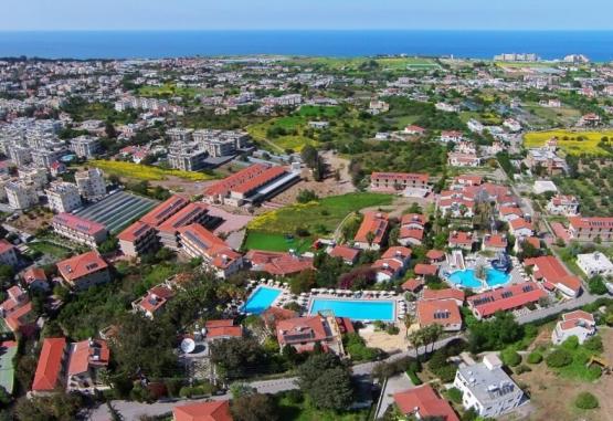 Riverside Garden Resort 4*  Kyrenia Cipru