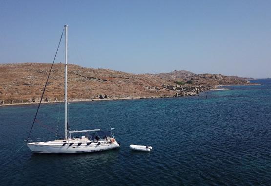 Sailing in Insulele Ciclade   Insula Mykonos Grecia