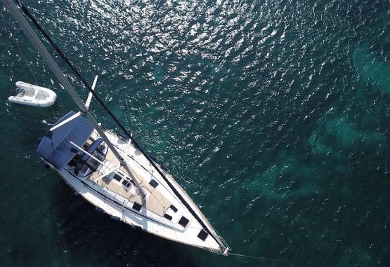 Sailing in Insulele Ciclade   Insula Mykonos Grecia