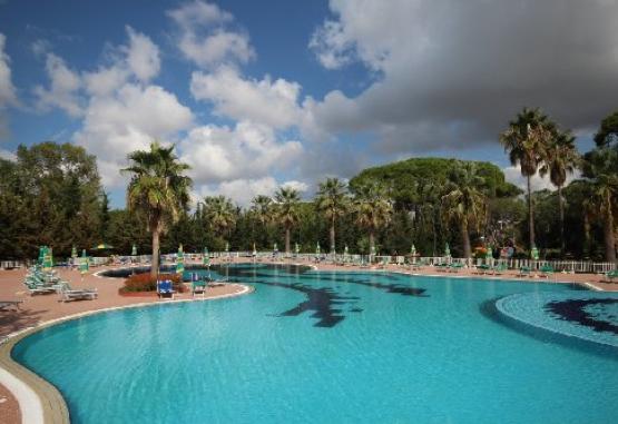 Tropikal Resort Hotel (Durres)  Albania Regiunea Albania