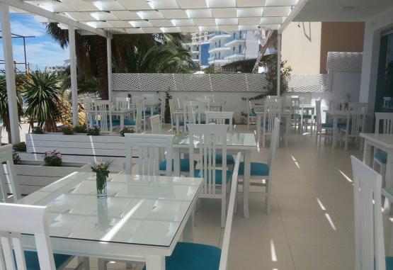 VILA E BARDHE (SARANDE)  Albania Regiunea Albania