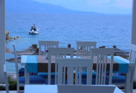 VILA E BARDHE (SARANDE)  Albania Regiunea Albania