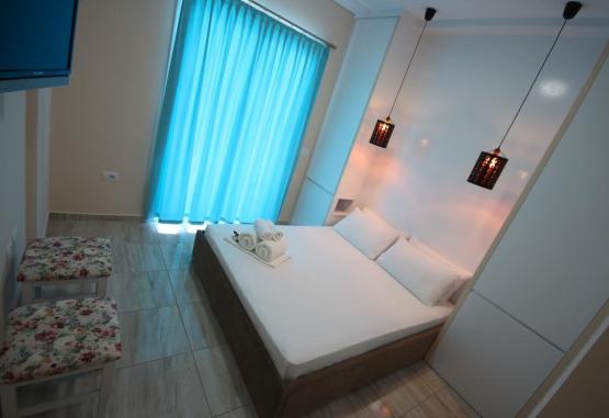 VILA E BARDHE (SARANDE)  Albania Regiunea Albania