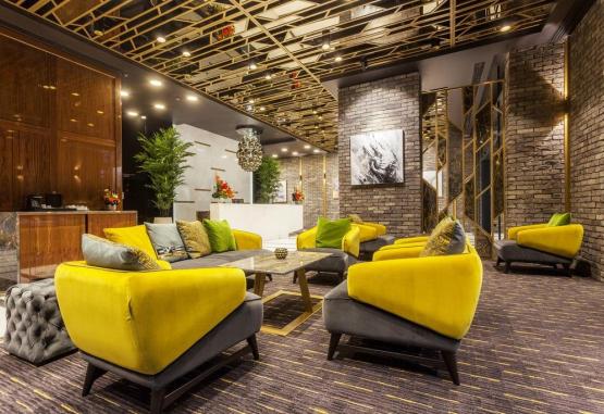 Platinia  Cluj Napoca Romania