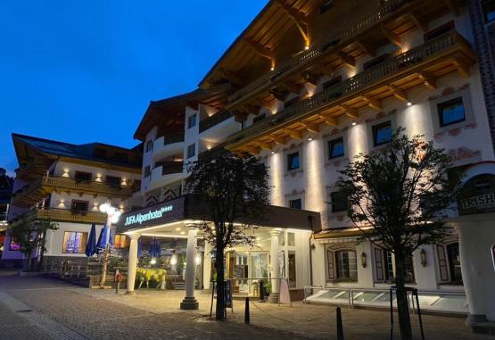 JUFA Alpenhotel Saalbach  Saalbach Austria