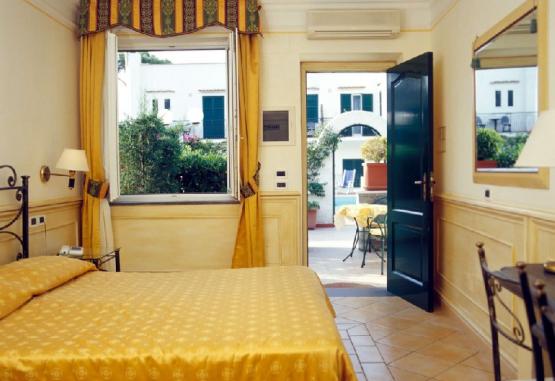 Hotel Lord Byron  Forio Dischia Italia