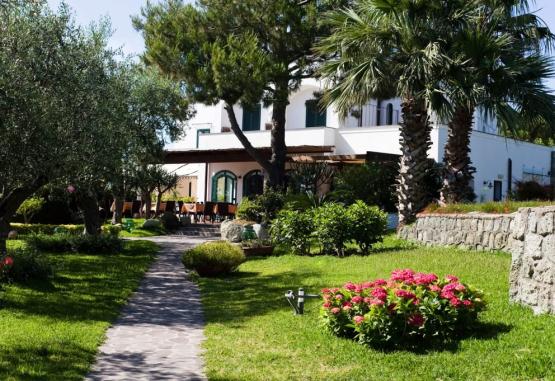 Hotel Ideal  Forio Dischia Italia