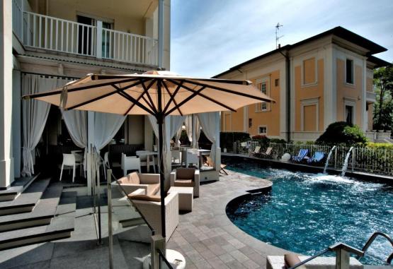 Le Rose Suite Hotel  Rimini Italia