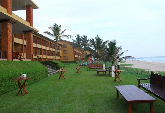 Long Beach Resort  Sri Lanka 