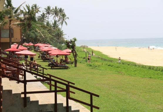 Long Beach Resort  Sri Lanka 