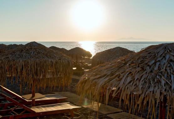 Kamari Beach (Kamari - Santorini) Insula Santorini Grecia