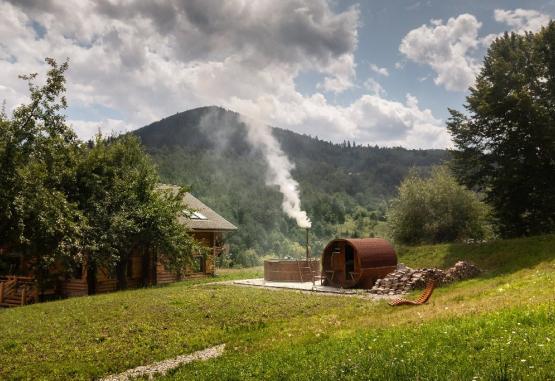 Popasul Caprioarelor  Vama Romania