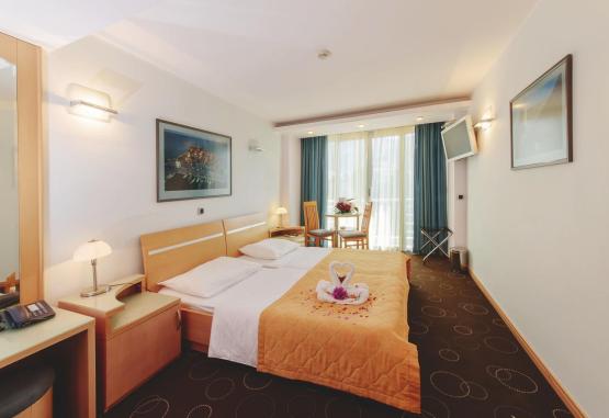 Montenegro Beach Resort  Regiunea Muntenegru 