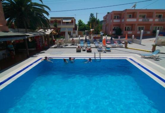 Olgas Apartments  Insula Corfu Grecia