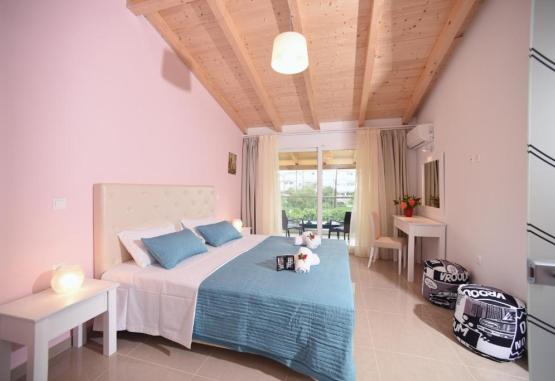 Palapart Gikas Suites and Studios Insula Corfu Grecia