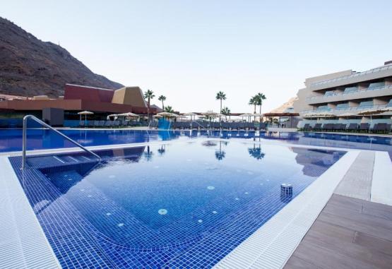 Radisson Blu Resort & Spa Gran Canaria Mogan  Puerto Mogan Spania