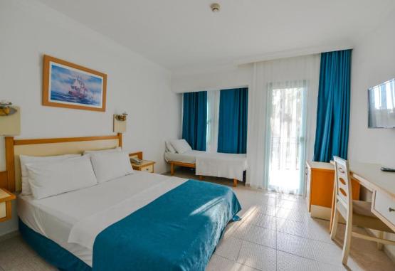 Rebin Beach Hotel  Calis Turcia