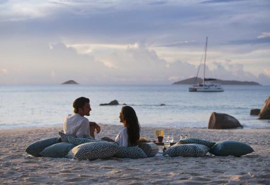 Raffles Seychelles Resort  Praslin 