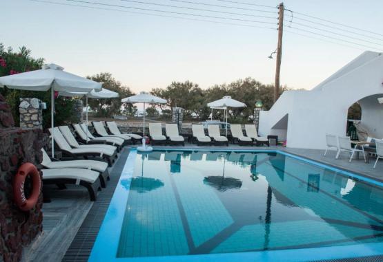 Scorpios Beach Hotel  Insula Santorini Grecia