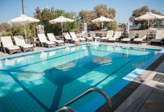 Scorpios Beach Hotel  Insula Santorini Grecia