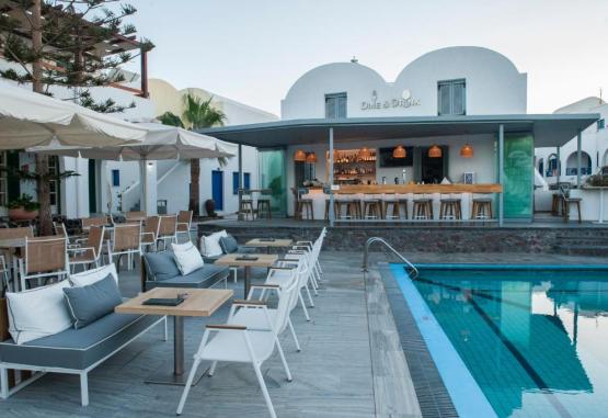 Scorpios Beach Hotel  Insula Santorini Grecia