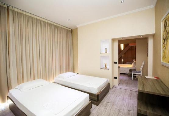 Partner  Vlore Regiunea Albania