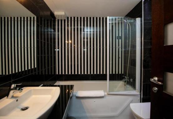 Partner  Vlore Regiunea Albania