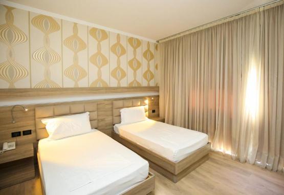 Partner  Vlore Regiunea Albania