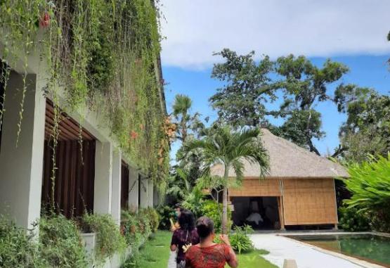 The Open House Bali  Jimbaran Indonezia