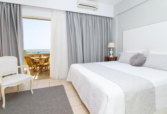 Villa Mare Monte Aparthotel  Heraklion Grecia