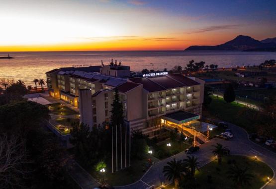 Princess Montenegro  Regiunea Muntenegru 
