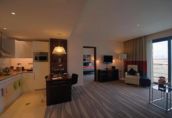 Staybridge Suites Abu Dhabi Yas Island, an IHG Hotel  Regiunea Abu Dhabi Emiratele Arabe Unite