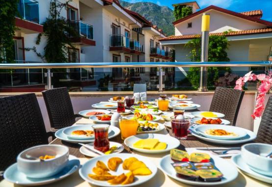 Sunshine Holiday Resort  Ovacik Turcia