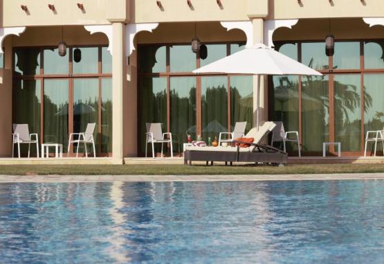 Western Hotel - Madinat Zayed  Regiunea Abu Dhabi Emiratele Arabe Unite