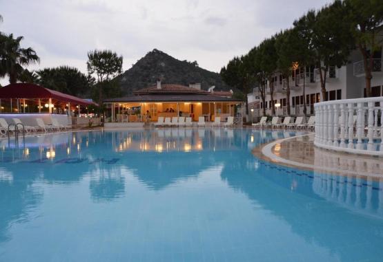 White Hotel  Oludeniz Turcia