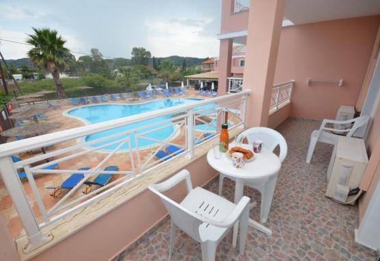 Anemona Beach Studios and Apartments  Insula Corfu Grecia