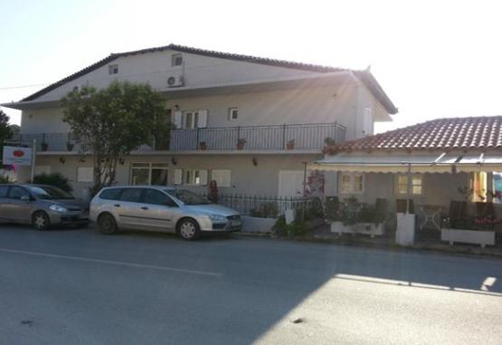 Tomato Beach Hotel  Insula Skiathos Grecia