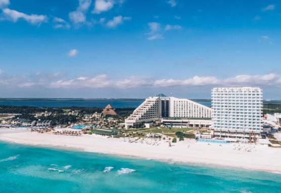 Coral Level at Iberostar Selection Cancun  Cancun si Riviera Maya Mexic