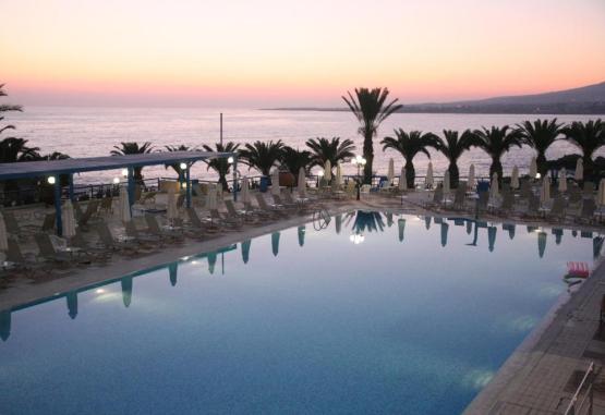 Queens Bay Hotel  Paphos Cipru