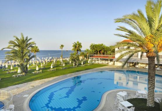 Akti Beach Hotel and Village Resort 4* Paphos Cipru